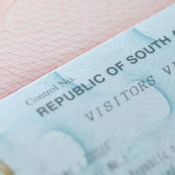 Home Affairs extends temporary visa concession in SA