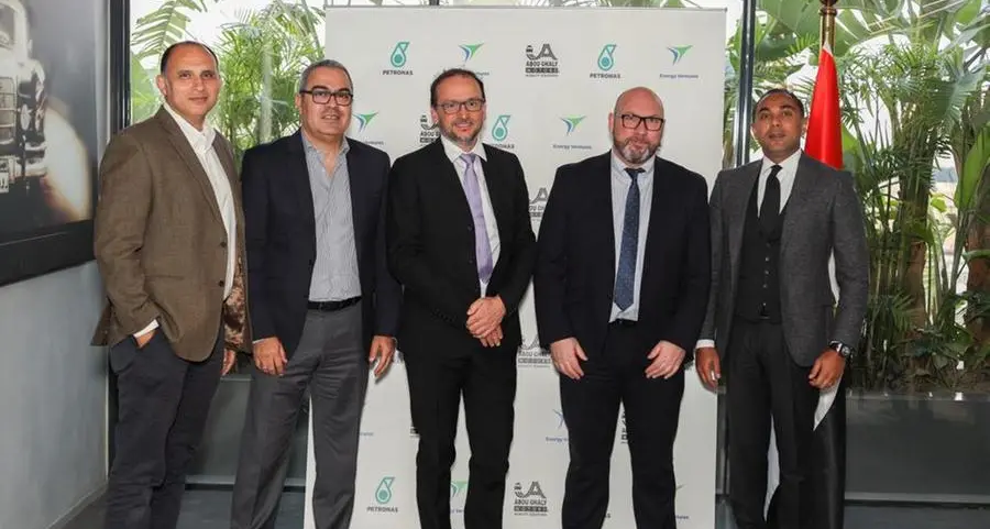 Petronas Lubricants International strengthens its presence in Egypt through EV for petroleum services