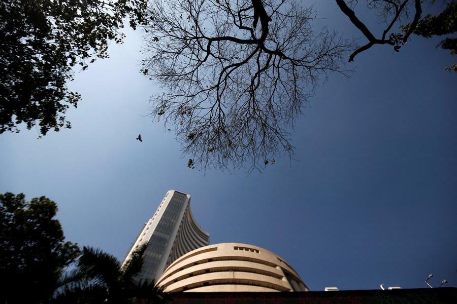 Hexaware's $1 Billion IPO Attracts Institutional Investors Despite Market Turmoil