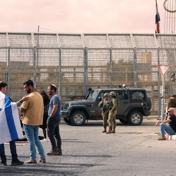 Israeli protesters block aid convoys bound for Gaza