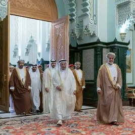 Sultan of Oman receives Sharjah Ruler in Muscat