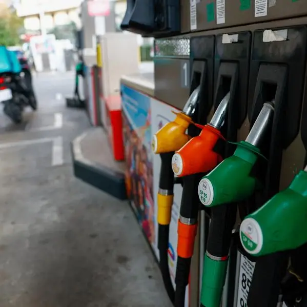 Fuel-at-cost sales cannot last, says French supermarket boss