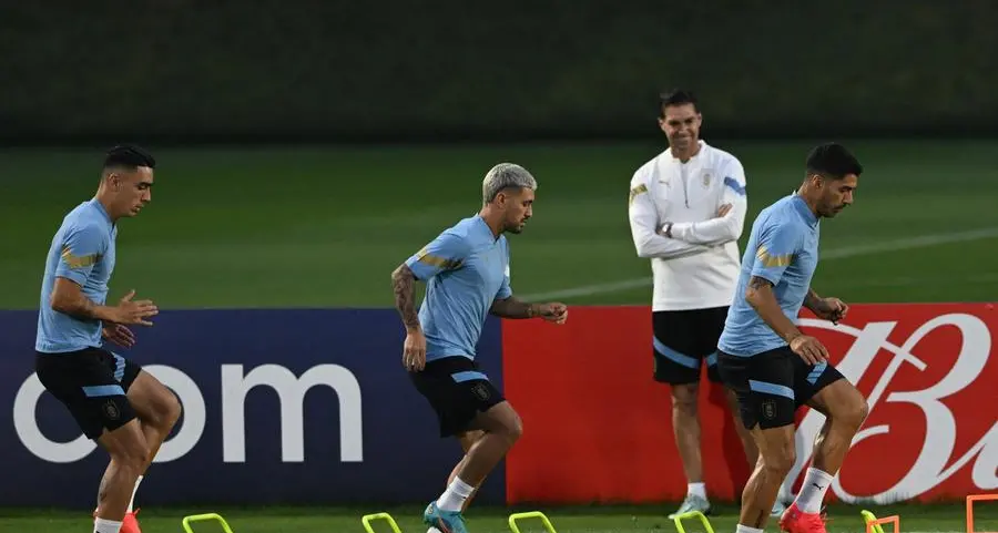 Suarez back in Uruguay line-up to face Ghana