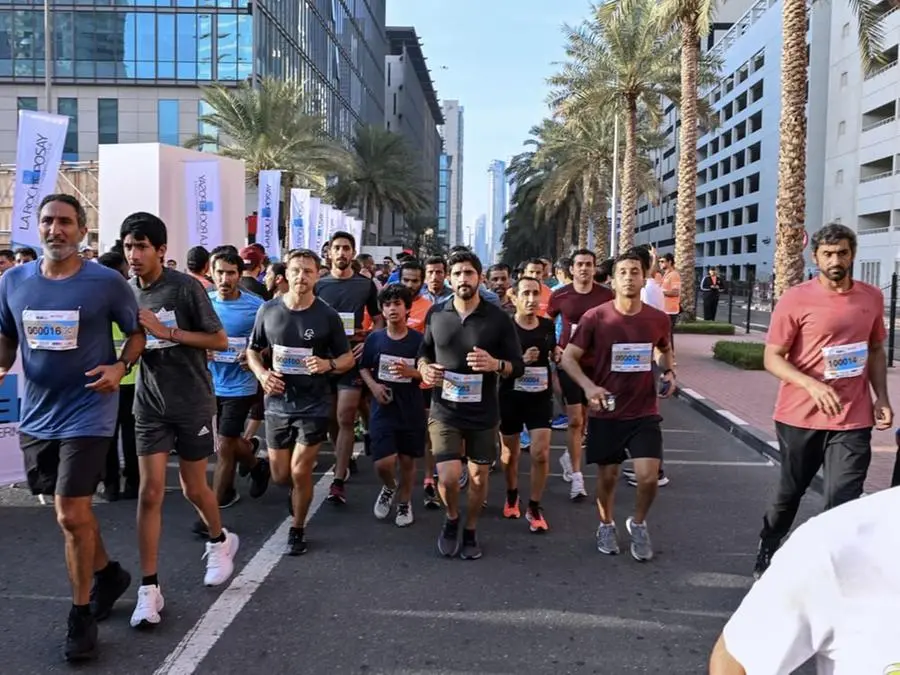 Sheikh Hamdan Leads Dubai Run As 226,000 People Take Part In World's ...