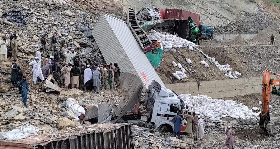 Two dead after landslide at Pakistan-Afghanistan border crossing