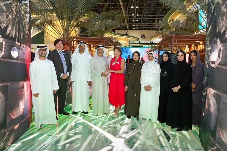 <p>Experience Abu Dhabi scoops Best Stand Design Award&nbsp;at the 31st edition of Arabian Travel Market</p>\\n