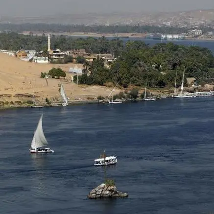 موجز زاوية مصر: مشروعات جديدة، وزيادة مرتقبة في أسعار البنزين وثبات للسولار