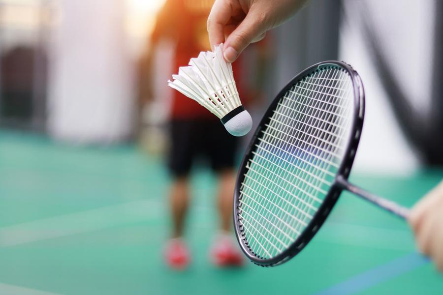 Best Shuttlecock Sets: 10 Best Shuttlecock Sets in India for an  Exhilarating Badminton Game (2023) - The Economic Times
