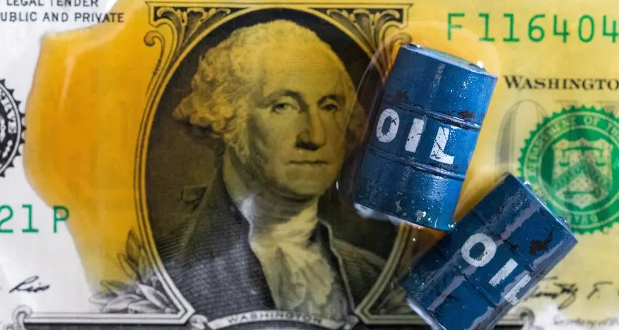 Oil extends losses after dollar rises on shifting interest rate outlook