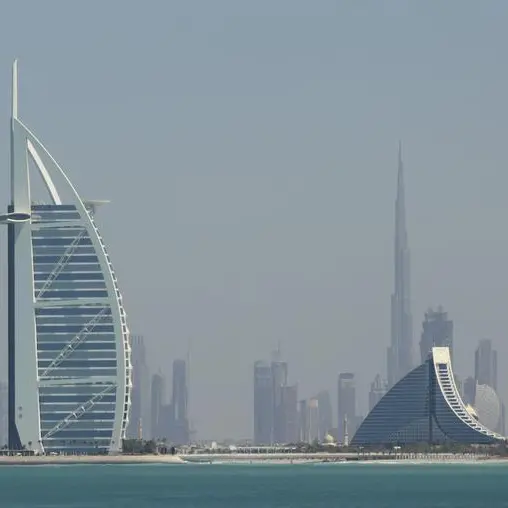 محمد بن راشد يطلع على الإنجازات والمبادرات المالية لحكومة دولة الإمارات لعام 2023