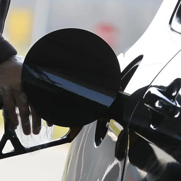 الإمارات ترفع أسعار البنزين والديزل خلال مارس 2024