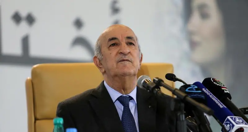 الرئيس الجزائري: نطمح لتصدير 100 مليار متر مكعب من الغاز في 2023