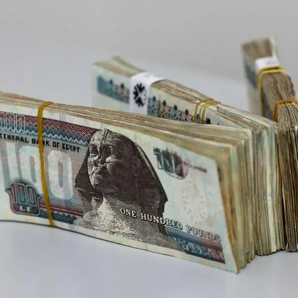 موجز زاوية مصر: الدولار يصل لنحو 49 جنيه في السوق السوداء مساء الثلاثاء