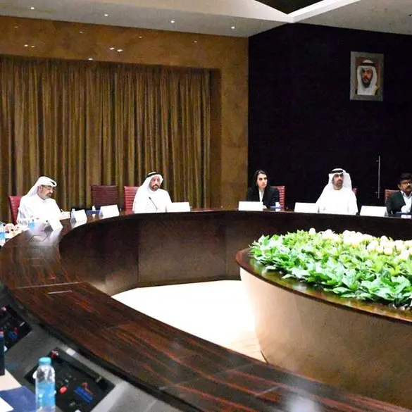 جائزة الشارقة للتميز تبحث تعزيز تنافسيتها إقليمياً وتعتمد الجدول الزمني لدورة 2026