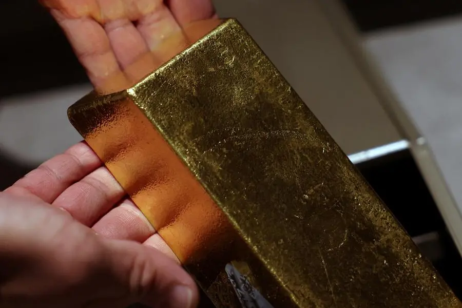 A gold bullion is displayed in The Reserve vault, operated by Silver Bullion Pte Ltd, in Singapore April 10, 2025. REUTERS/Edgar Su. , Reuters