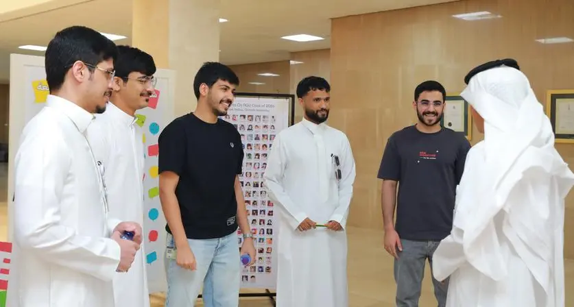 Arabian Gulf University receives sixth-year students in the Doctor of Medicine program with a welcome initiative