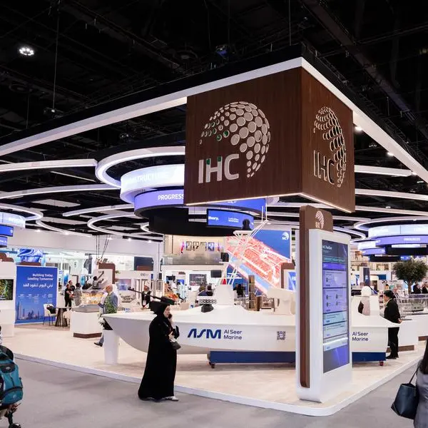 الشركة العالمية القابضة ترسّخ ريادتها للقطاع الصناعي خلال منتدى \"اصنع في الإمارات 2026\" عبر اتفاقيات استراتيجية بقيمة 40 مليار درهم