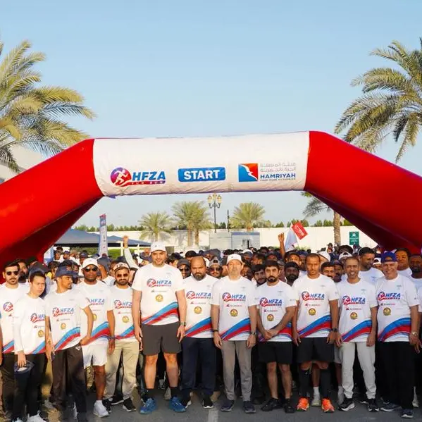 \"حرة الحمرية في الشارقة\" تنظم ماراثون بمشاركة أكثر من 1700 متسابق من الموظفين والمستثمرين