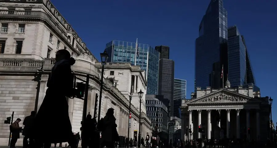 UK public finances show 20 billion-pound deficit in April