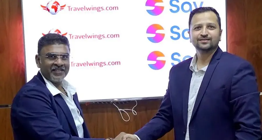 شراكة استراتيجية بين\"Sav\" للادخار وموقع \" Travelwings\" لتشجيع التخطيط المالي الذكي وتجنب قروض السفر