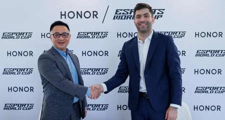 HONOR returns to Esports World Cup as official smartphone partner for 2025