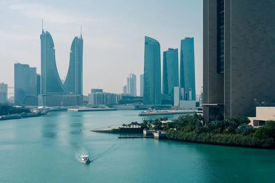 تقرير \"إيرنست أند يونغ\": البحرين تتيح كلفة تنافسية أقل بنسبة 48% في الخدمات المالية