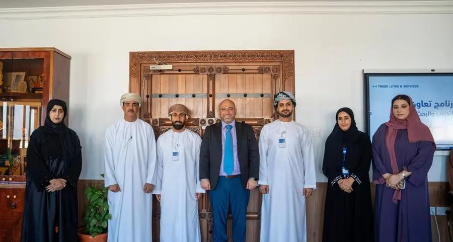 دعماً للكفاءات الوطنية: شركة اتصالات التجارة والخدمات (TLS) تعقد شراكة استراتيجية مع جامعة التقنية والعلوم التطبيقية فرع مسقط