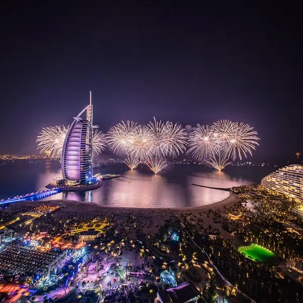 دبي تستقبل العام 2026 بمجموعة من عروض الألعاب النارية والتجارب الترفيهية المميزة