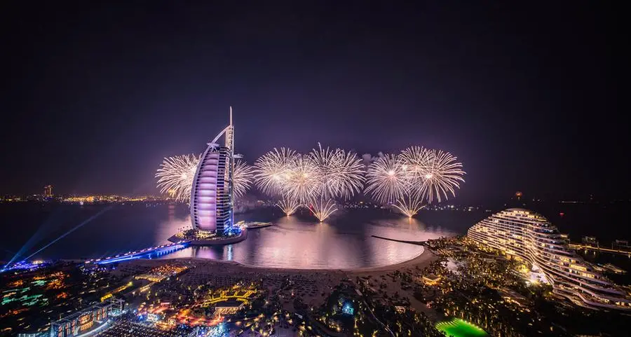 دبي تستقبل العام 2026 بمجموعة من عروض الألعاب النارية والتجارب الترفيهية المميزة