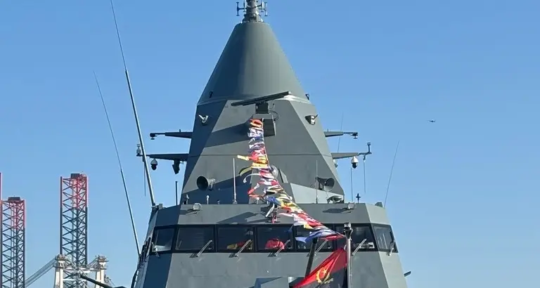 مجموعة ايدج تدشن أول سفينة \"كورفيت\" من فئتها لصالح البحرية الأنغولية