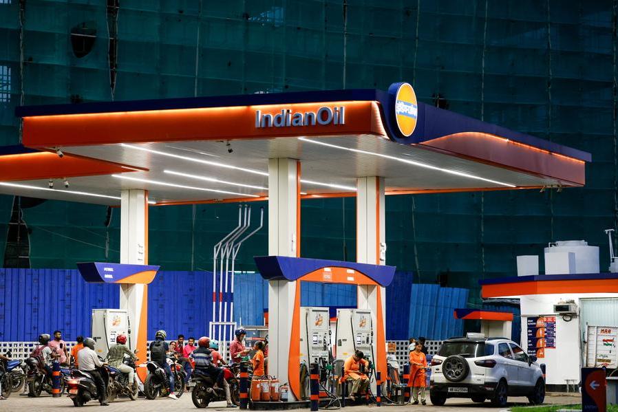 India to take steps to ensure local fuel supplies amid Mideast crisis