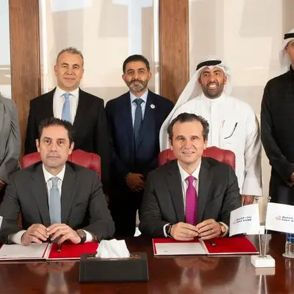 بنك الخليج يجدد اتفاقية التعاون الاستراتيجي مع ماستركارد