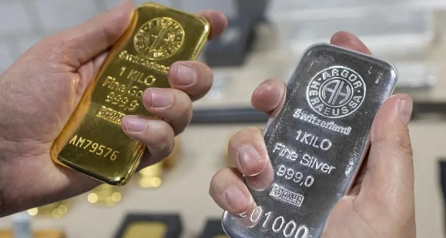 Egypt: Silver prices posts sharp decline on Sunday