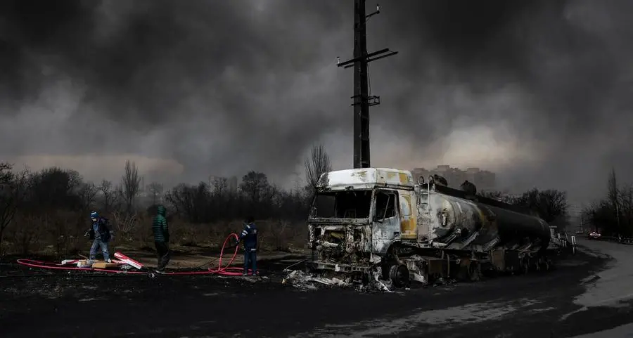 Oil shoots higher, shares skid as Middle East conflict drags on