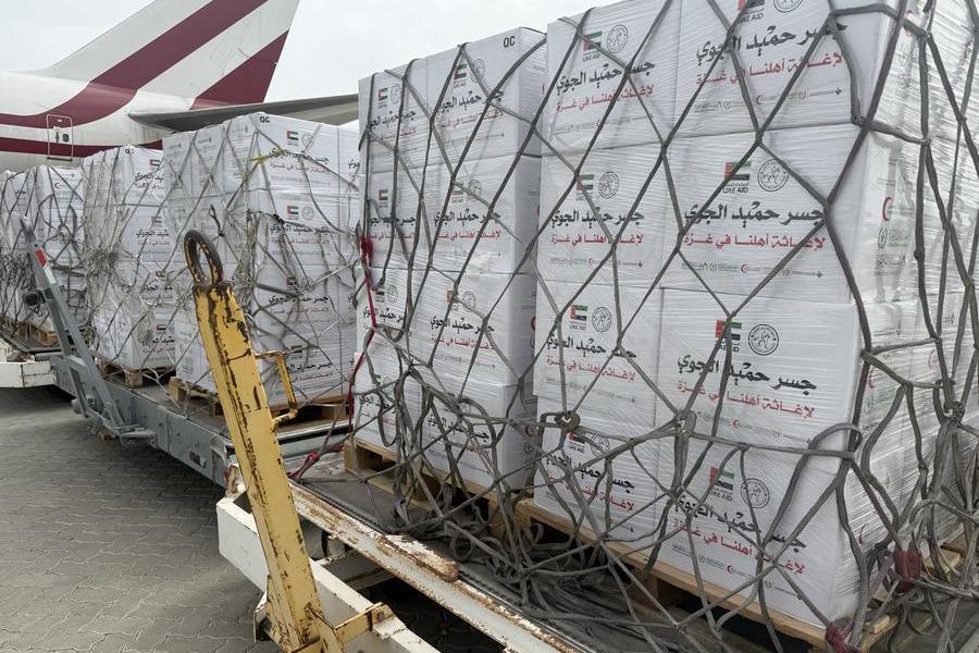 UAE delivers 100 tonnes of food aid to Gaza via Humaid Air Bridge
