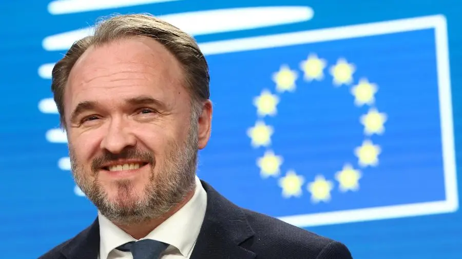 EU pushes voluntary energy savings in response to Mideast conflict