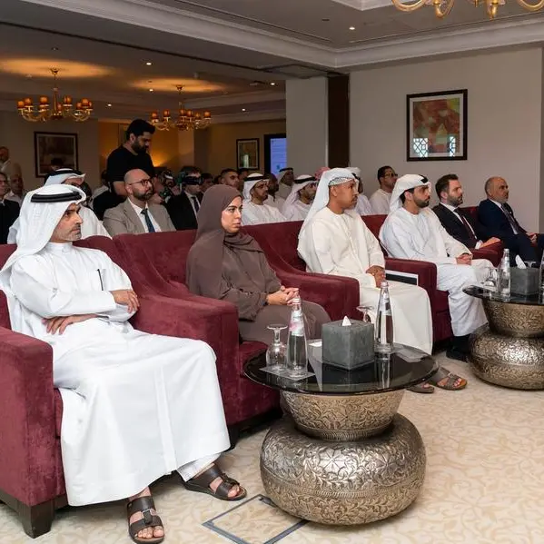 انطلاق \"منتدى مجتمع عجمان الصناعي\" لدعم التكامل بين الحكومة والشركات الصناعية وتعزيز التحول التكنولوجي والقدرة التنافسية وجذب الاستثمارات