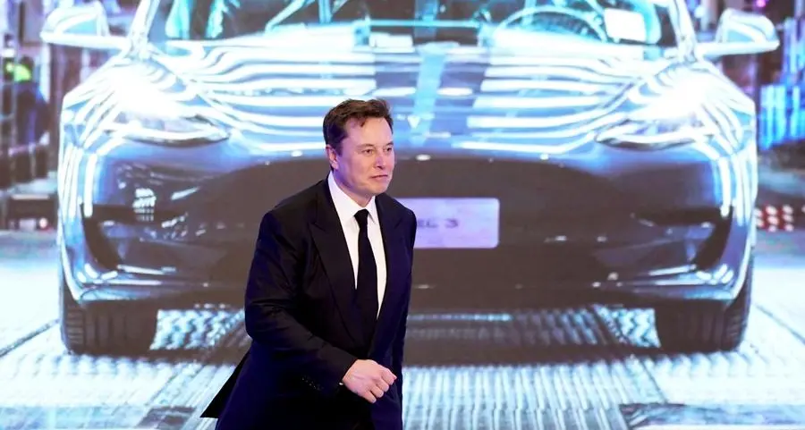 Musk now says it's 'pointless' to build a $25,000 Tesla for human drivers