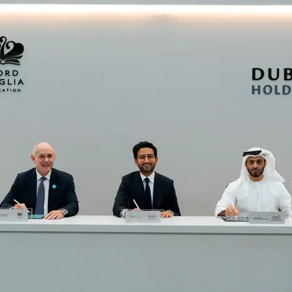 دبي القابضة و\"نورد أنجليا للتعليم\" تبرمان شراكة استراتيجية لتعزيز نمو قطاع التعليم في دبي