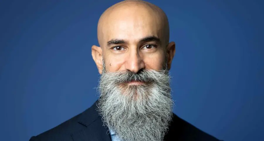 شركات الإمارات العربية المتحدة تتصدر منطقة أوروبا والشرق الأوسط وأفريقيا في تحقيق مكاسب الإنتاجية المدفوعة بالذكاء الاصطناعي