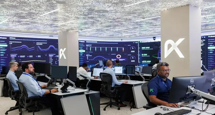 وقّعت شركتا خزنة وبريسايت عقدًا ذا أهمية تجارية كبيرة لمنصة قيادة وتحكم موحدة مدعومة بالذكاء الاصطناعي لمركز البيانات