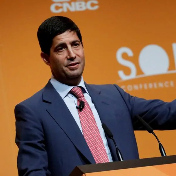 Trump picks former Fed official Warsh to run US central bank