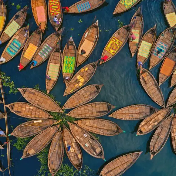 الاتحاد للطيران تُطلق رحلاتها إلى دكا لتعزيز روابط التجارة والشحن بين الإمارات وبنغلادش