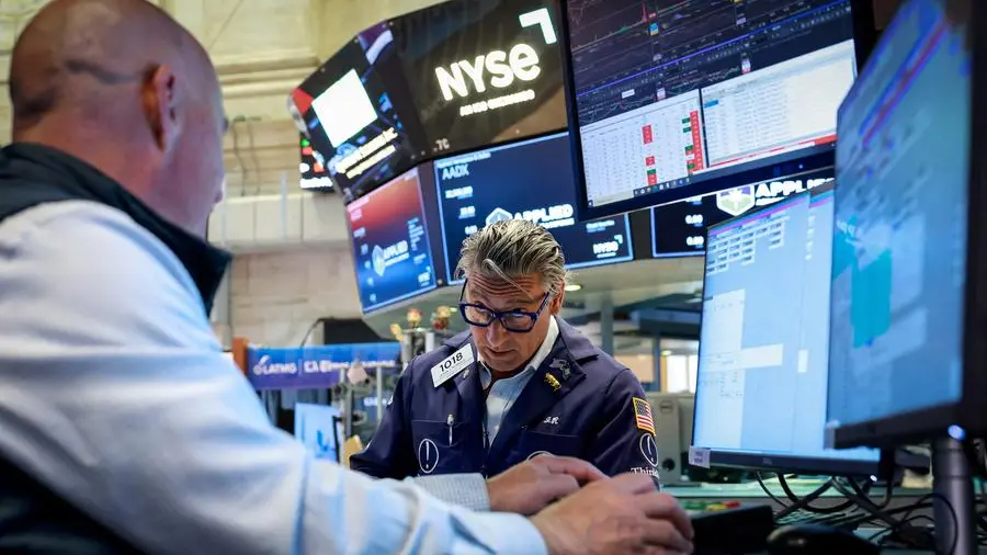 Stocks struggle after Broadcom dive; oil eases off highs