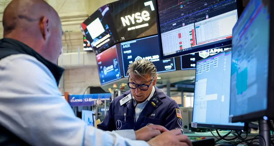Stocks struggle after Broadcom dive; oil eases off highs