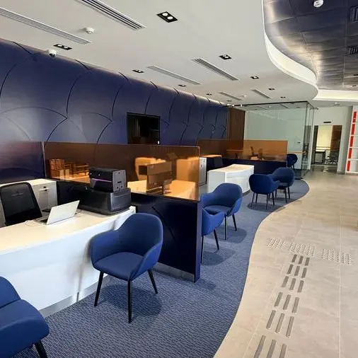 صحار الإسلامي ينقل فرع البريمي إلى موقع أكثر قرباً للزبائن لتسهيل وصولهم