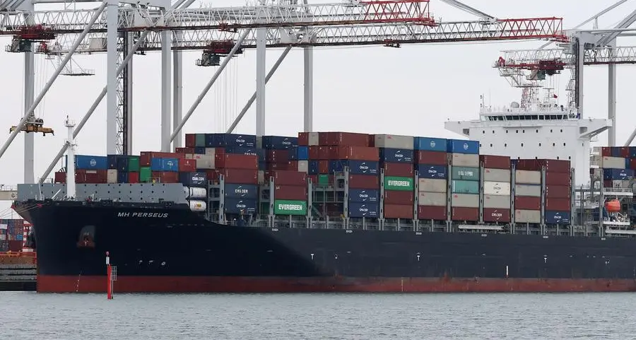US importers turn to brokers to navigate Trump-era tariffs, at a cost