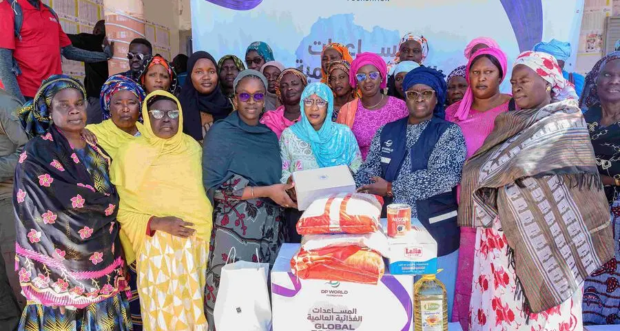 \"دي بي ورلد الخيرية\" تقدم 17800 طرداً من المساعدات الغذائية في 8 دول