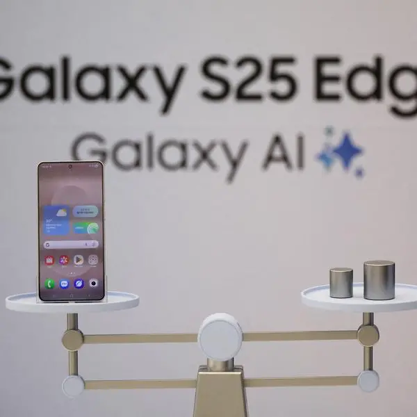 Samsung launches slimmest smartphone as races against rival Apple