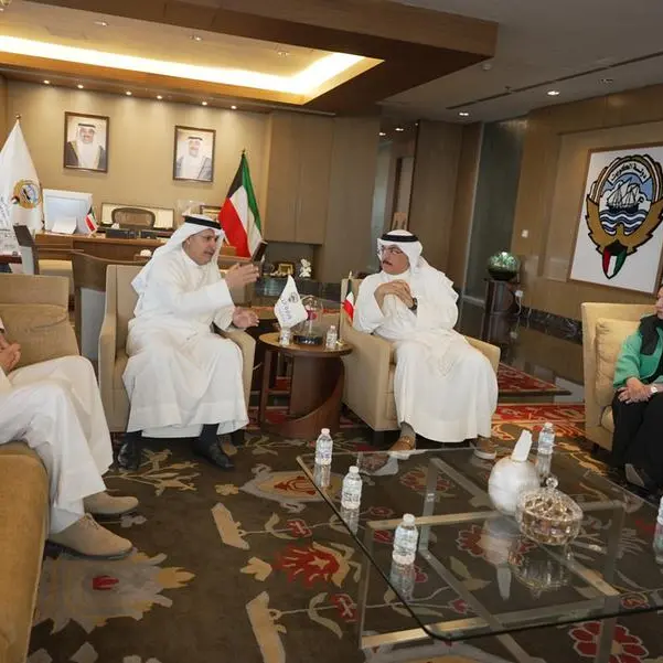 بنك الكويت الوطني يبحث سبل تعزيز شراكته الإستراتيجية مع وزارة التربية